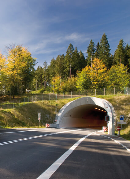 Neuer Felderhalde-Tunnel der B12 bei Isny